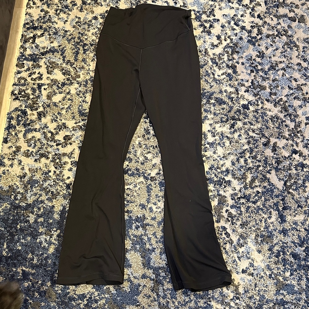 Aerie The Hugger High Waisted Bootleg Legging